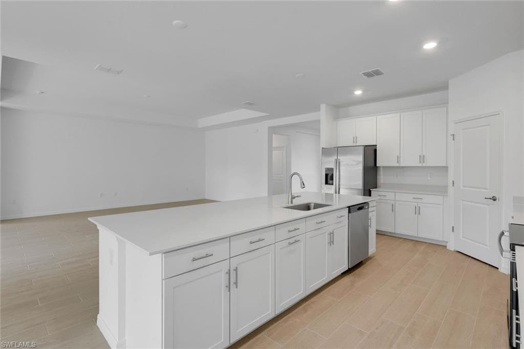 5180 Sugarwood DR-13