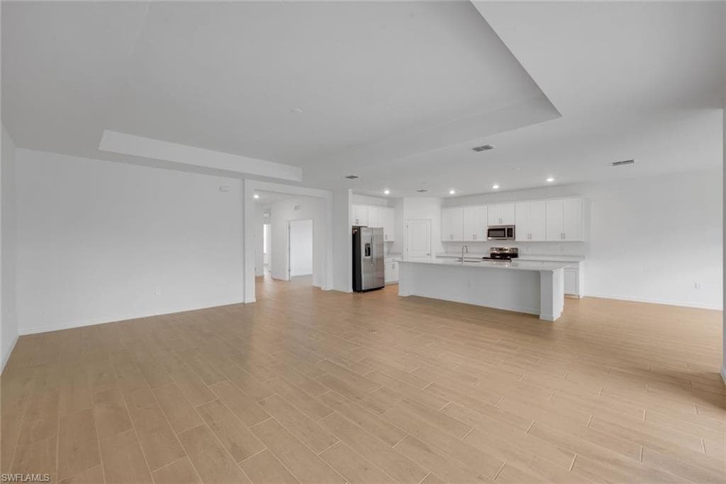 5180 Sugarwood DR-10