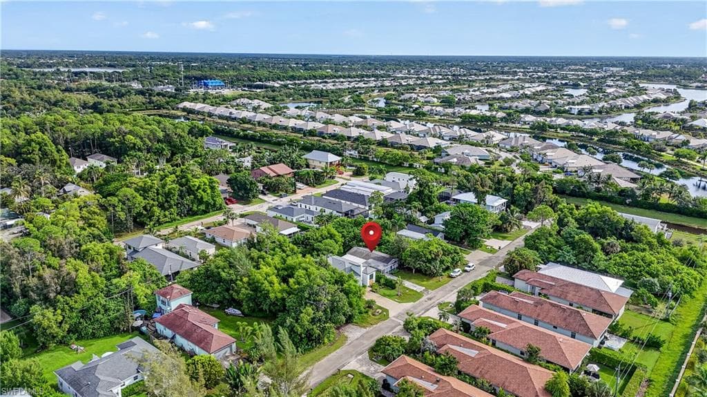 3177 Woodside AVE-46