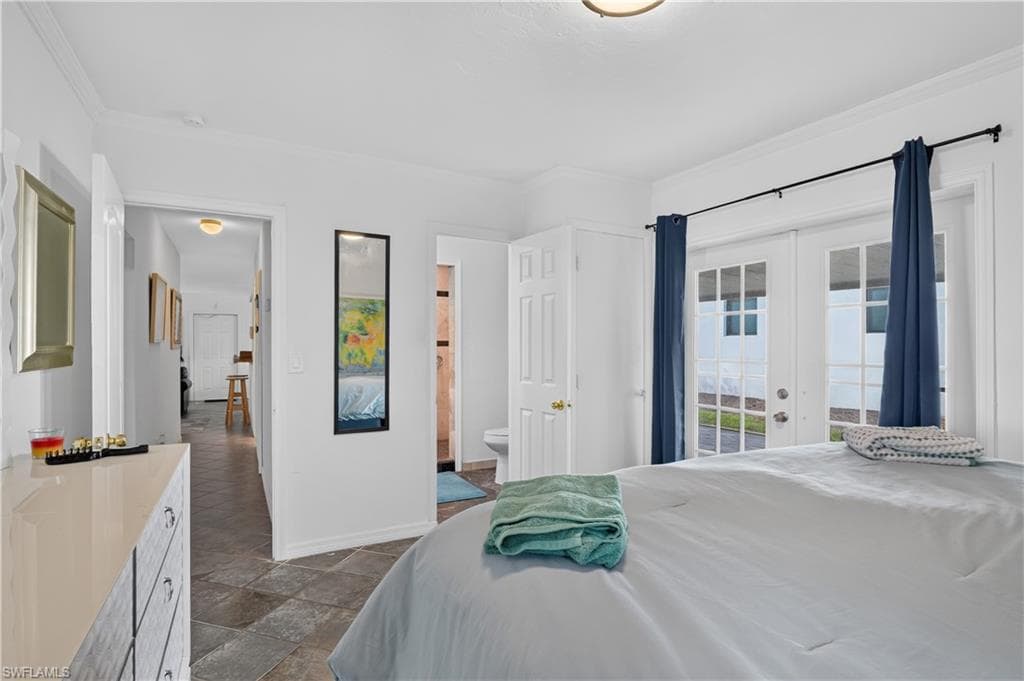 3177 Woodside AVE-21