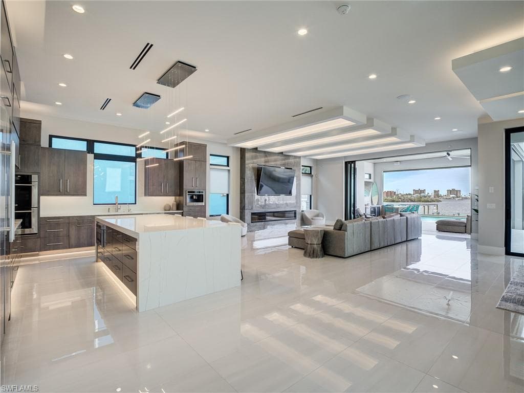 841 San Carlos DR-3