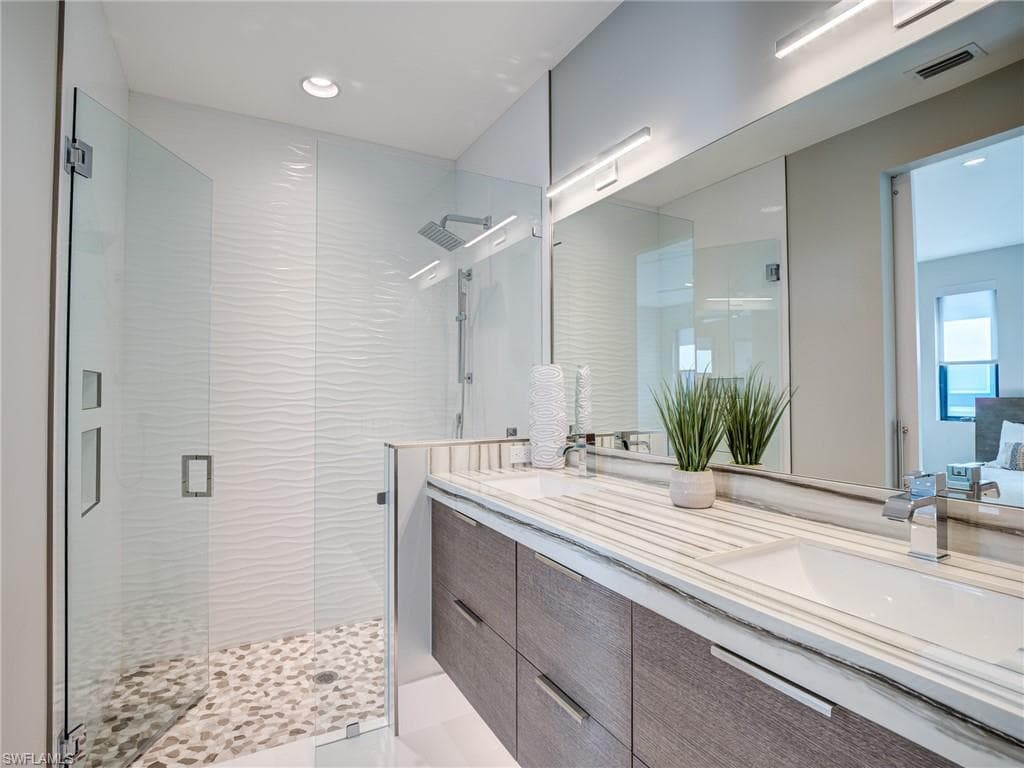 841 San Carlos DR-37