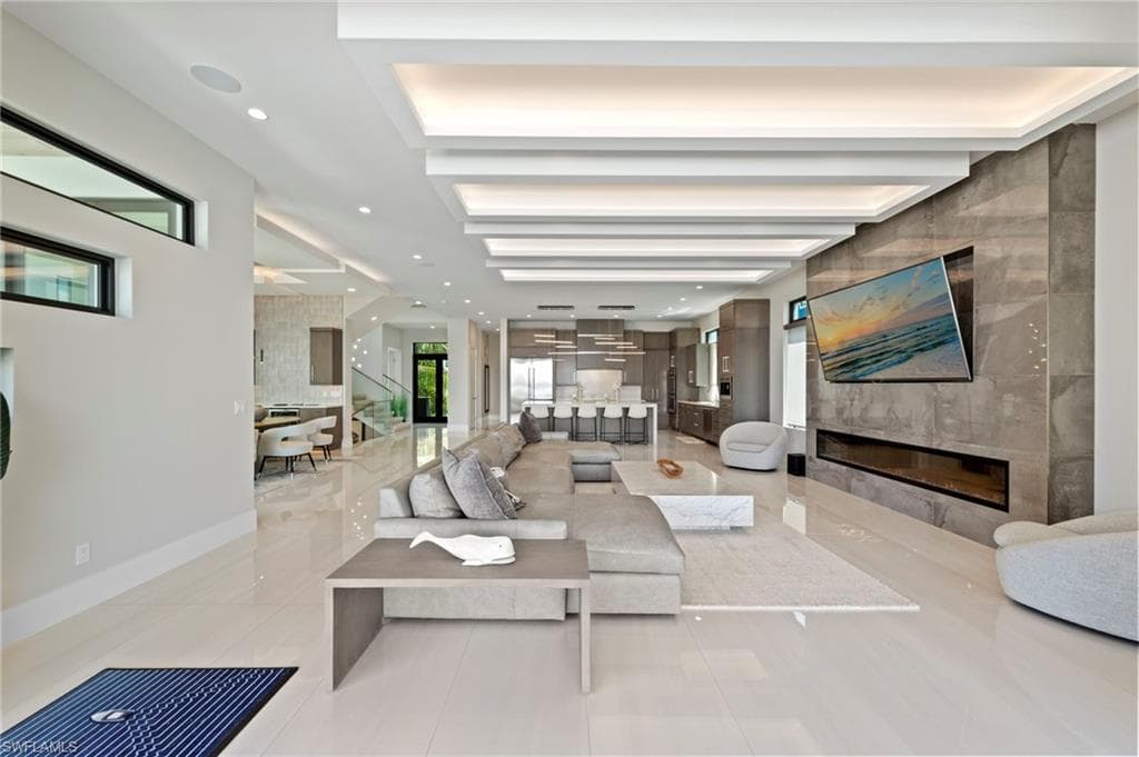 841 San Carlos DR-11