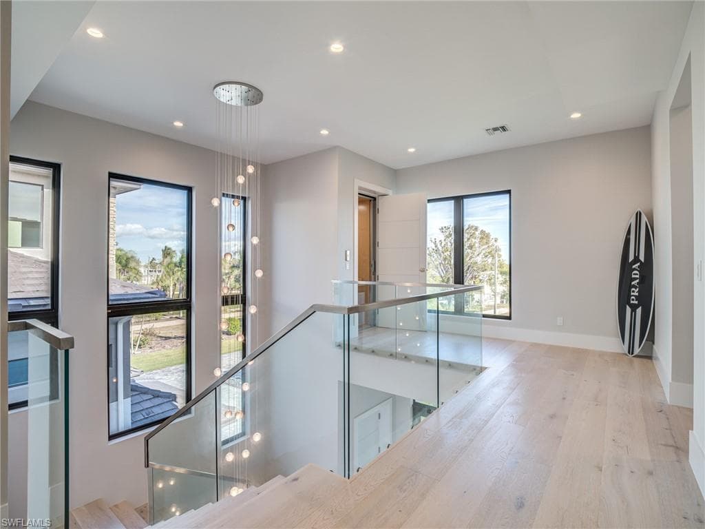 841 San Carlos DR-25