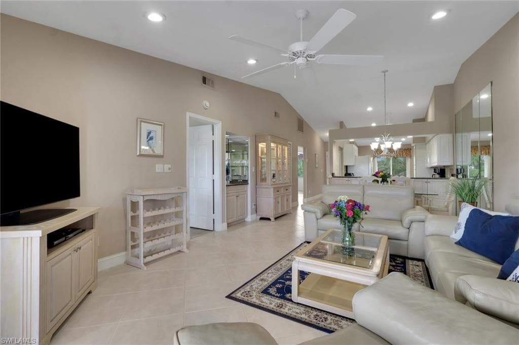400 Fox Haven DR 4310-3