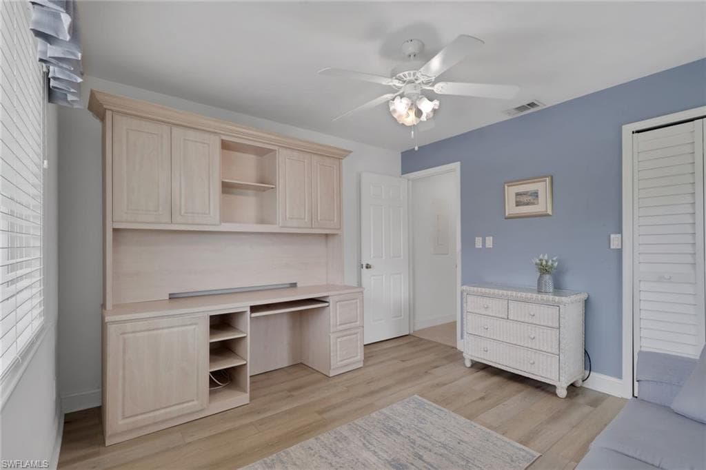 400 Fox Haven DR 4310-24