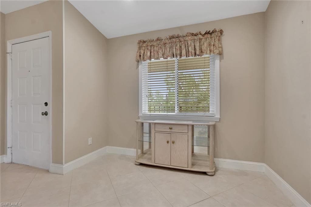 400 Fox Haven DR 4310-10