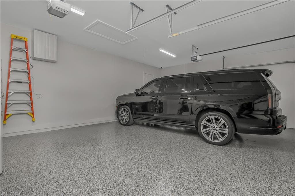 2819 35th LN-40