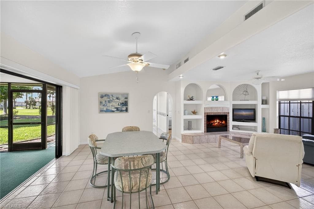2244 SE 27th TER-22