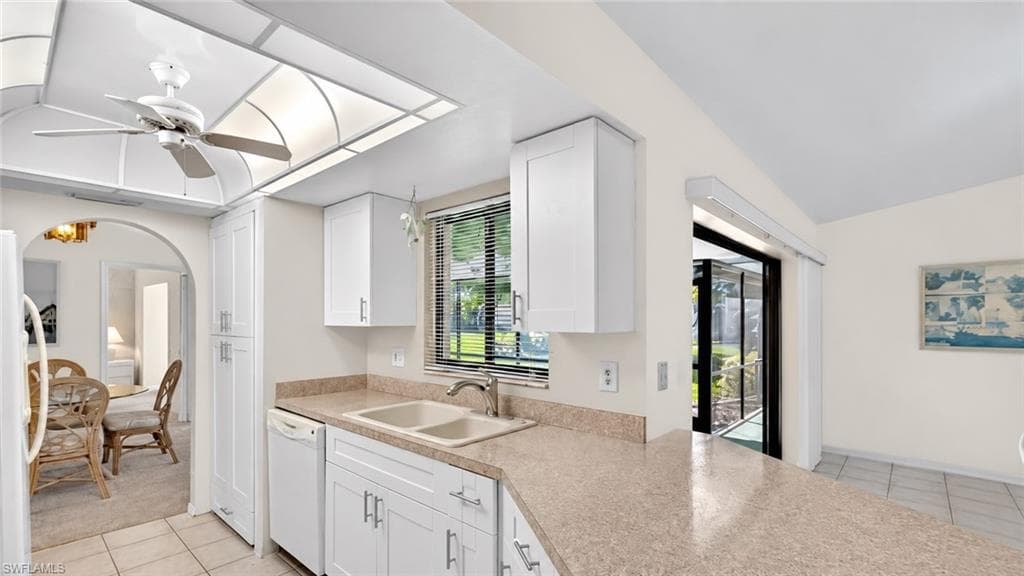 2244 SE 27th TER-19
