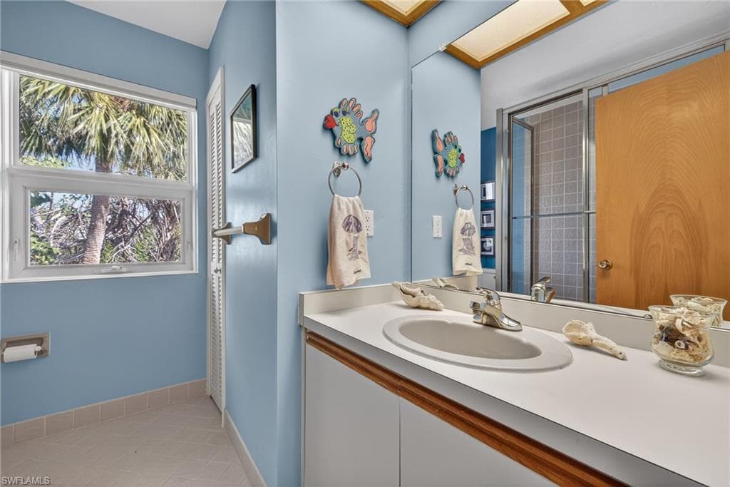5312 Ladyfinger Lake RD-29