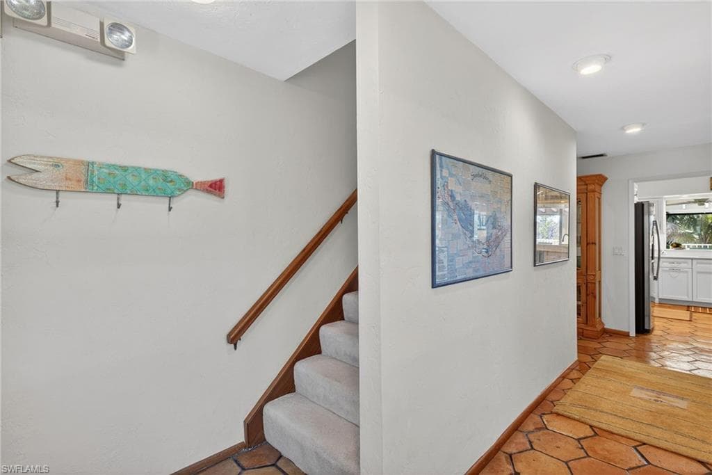 5312 Ladyfinger Lake RD-18