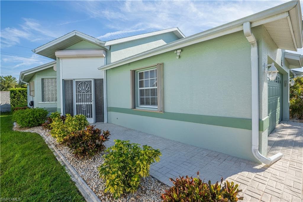 3762 Sabal Springs BLVD-4