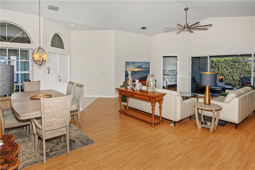 3762 Sabal Springs BLVD-17
