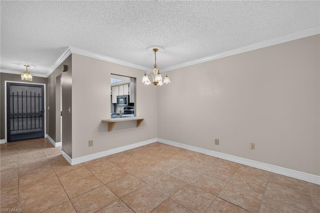 423 Cape Coral PKWY W 202-6