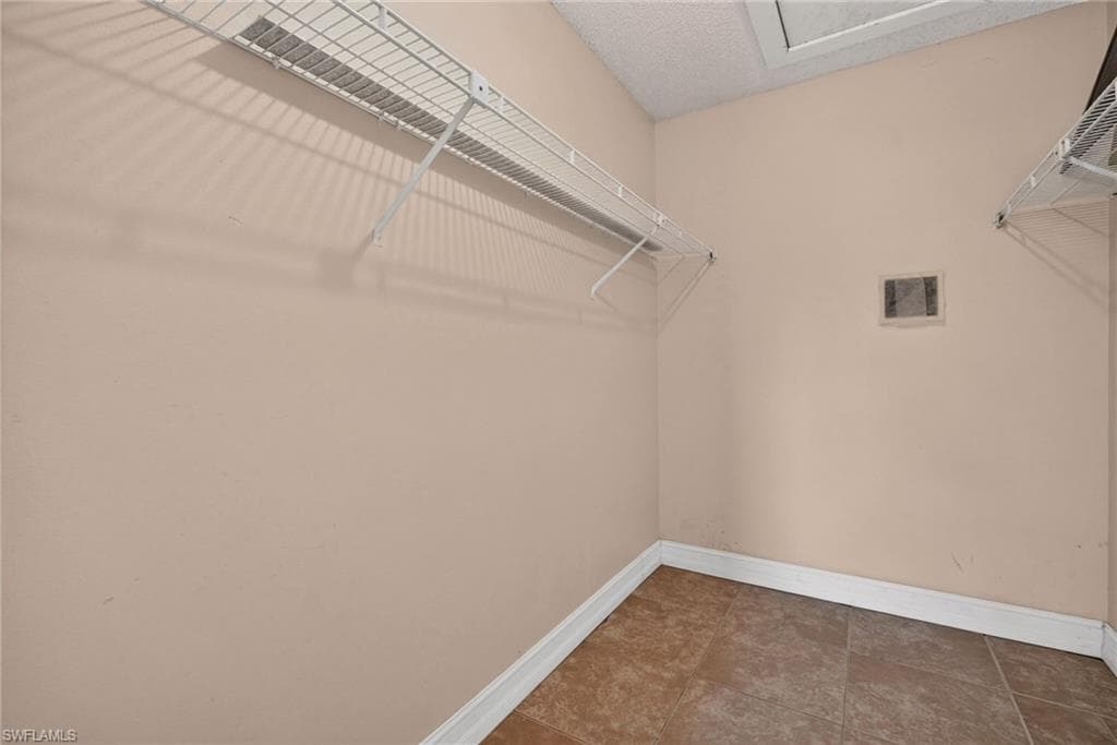 423 Cape Coral PKWY W 202-16