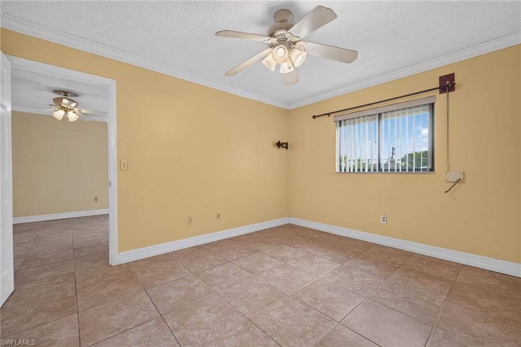423 Cape Coral PKWY W 202-11