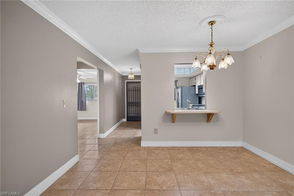 423 Cape Coral PKWY W 202-8