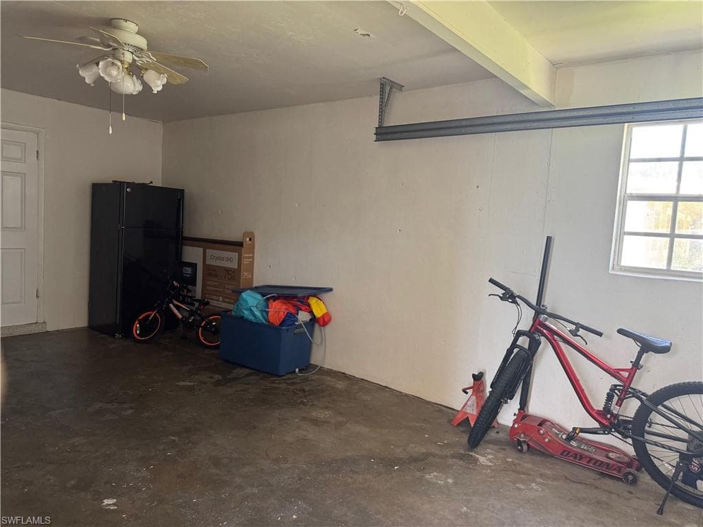 382 Ottumwa AVE-5