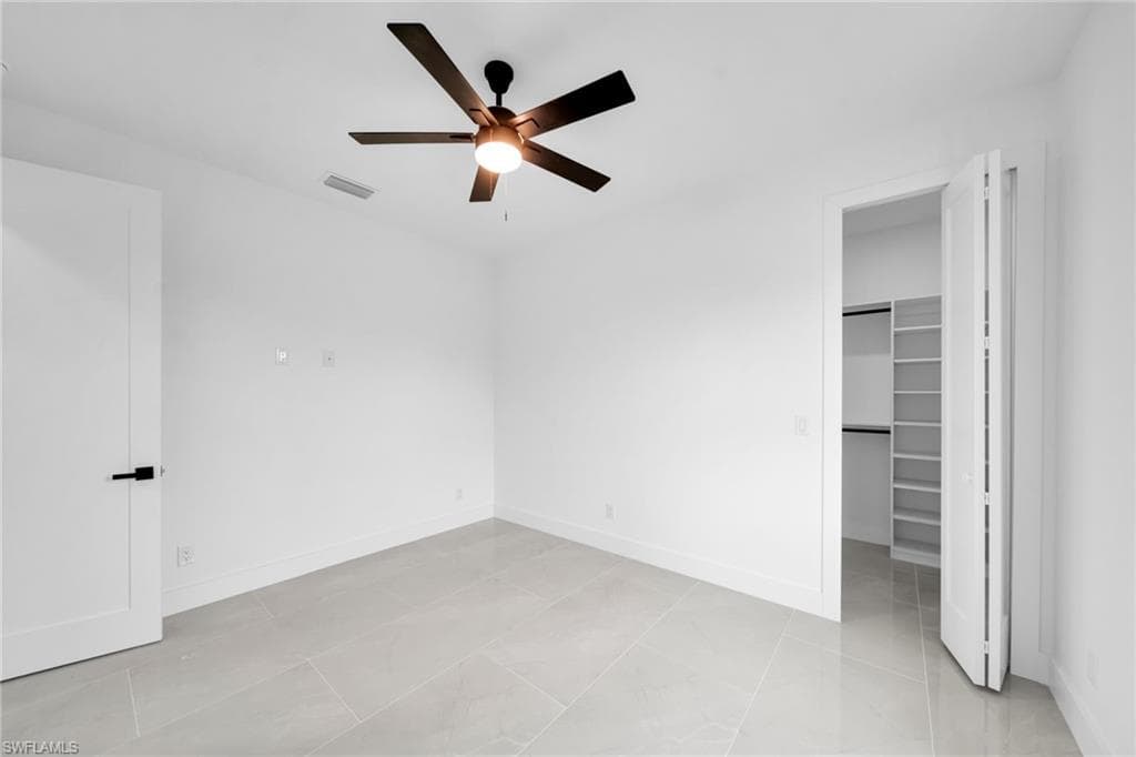 3901 39th ST SW-24