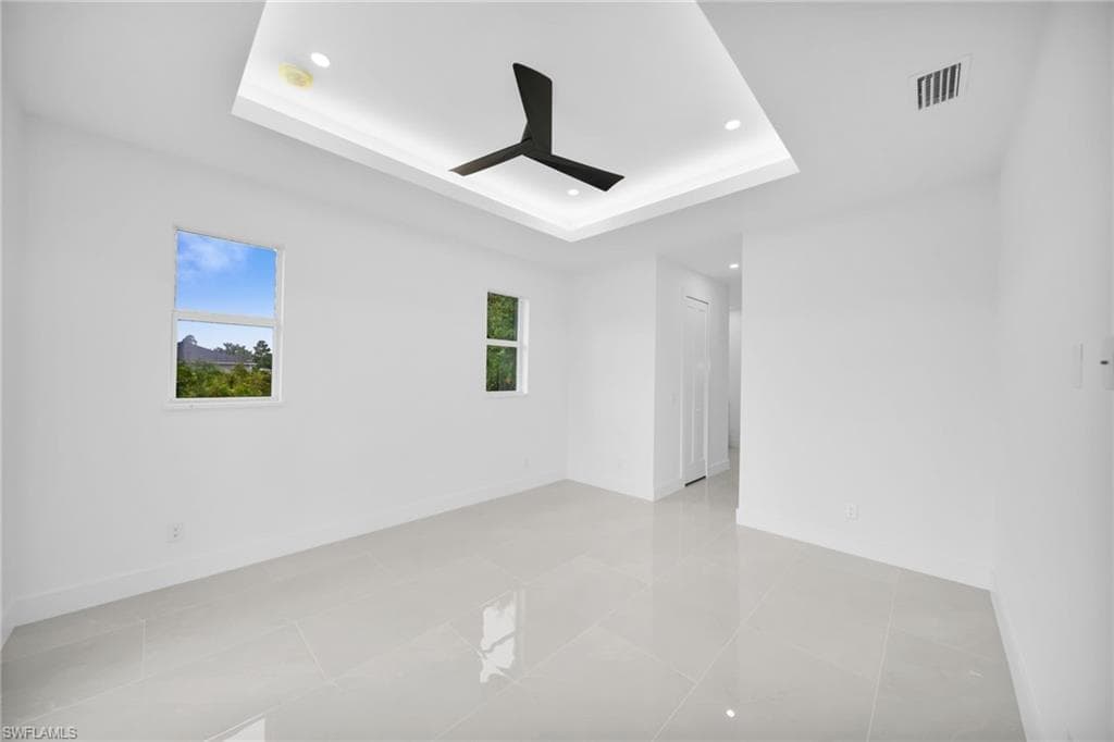 3901 39th ST SW-15