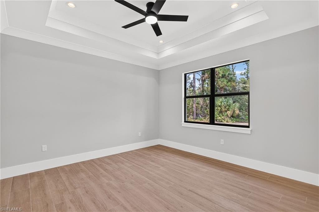 1259 47TH AVE NE-16