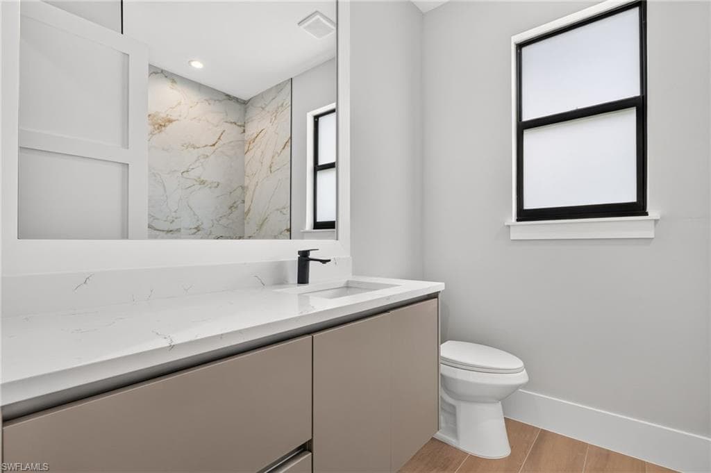 1259 47TH AVE NE-26
