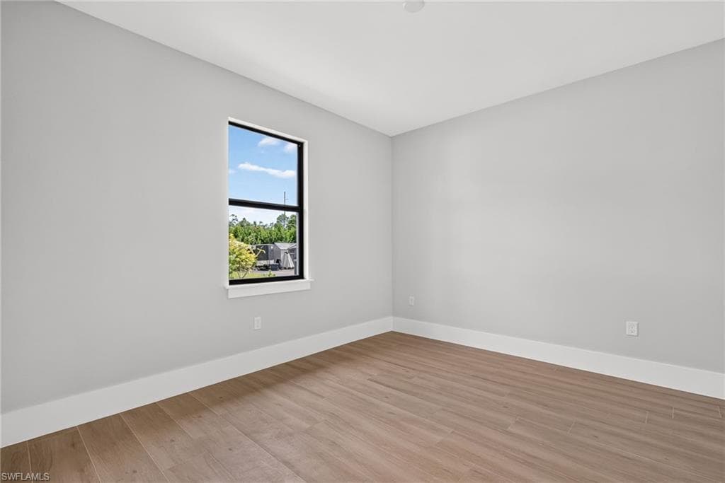 1259 47TH AVE NE-20