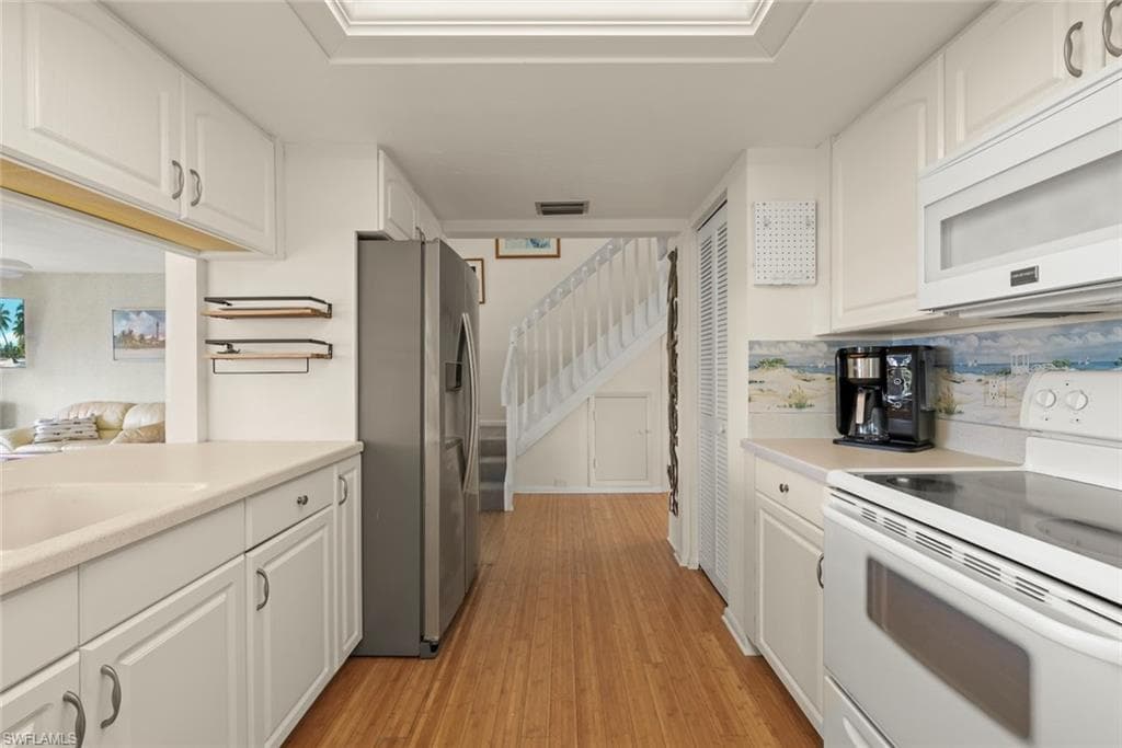 1394 Middle Gulf DR C-17