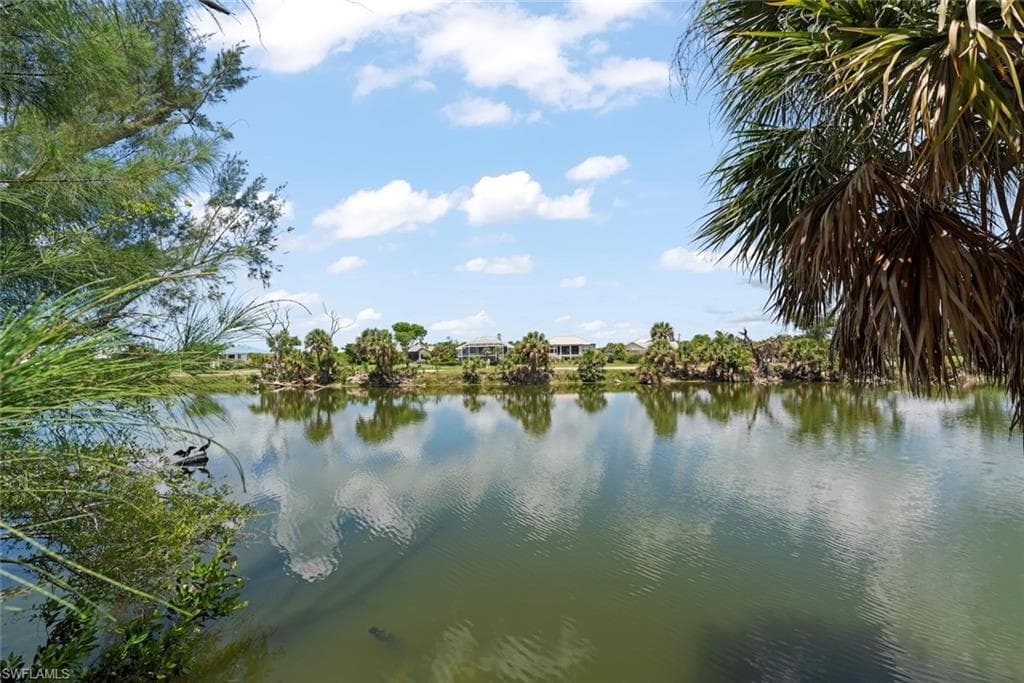1394 Middle Gulf DR C-3