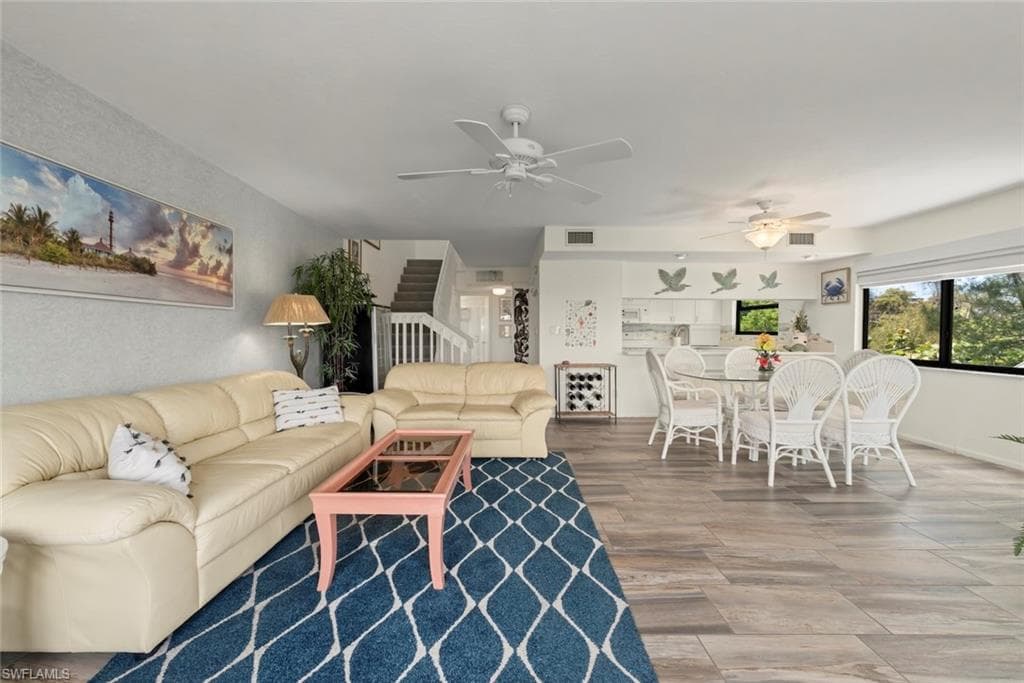 1394 Middle Gulf DR C-9