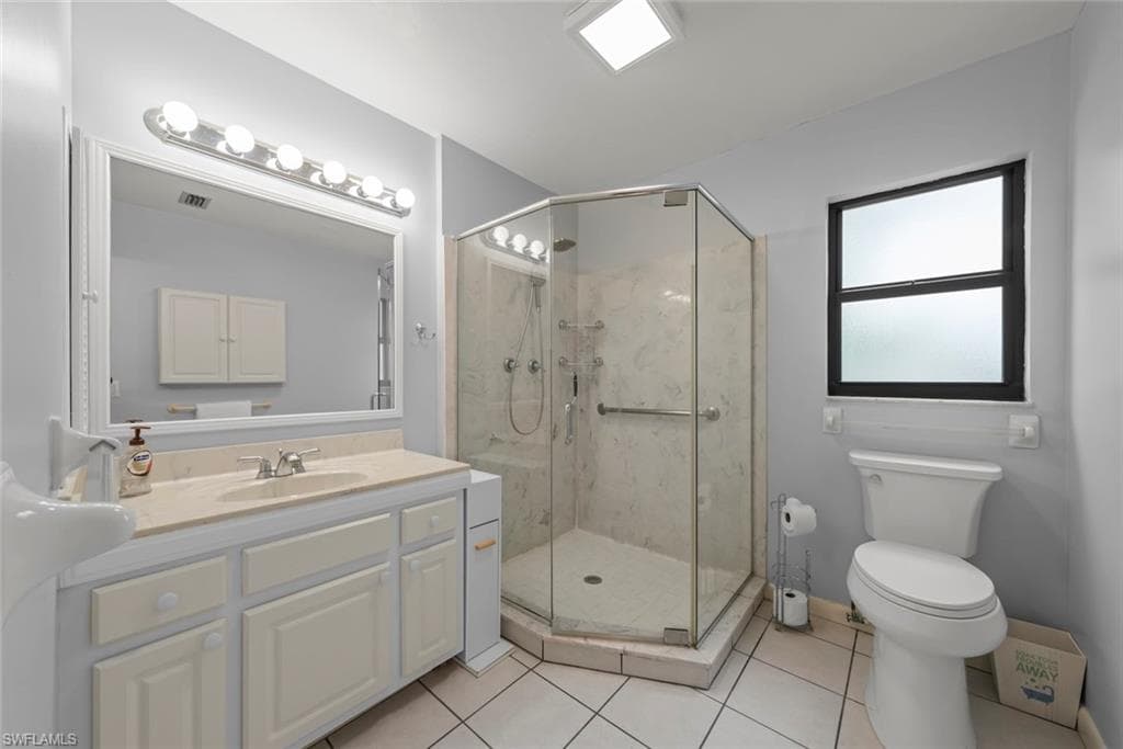 1394 Middle Gulf DR C-33
