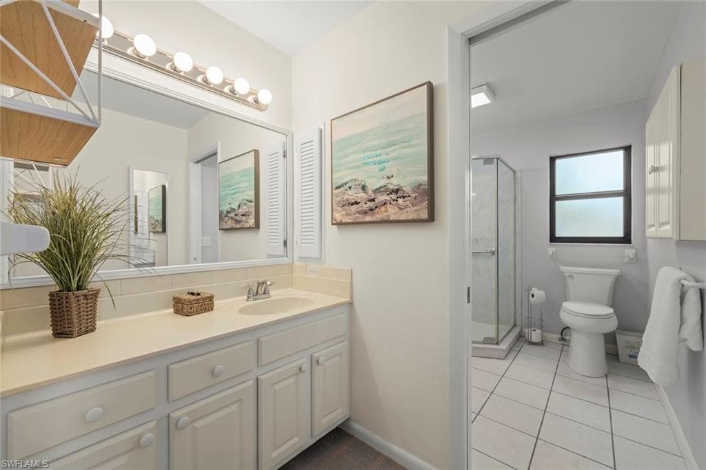 1394 Middle Gulf DR C-31