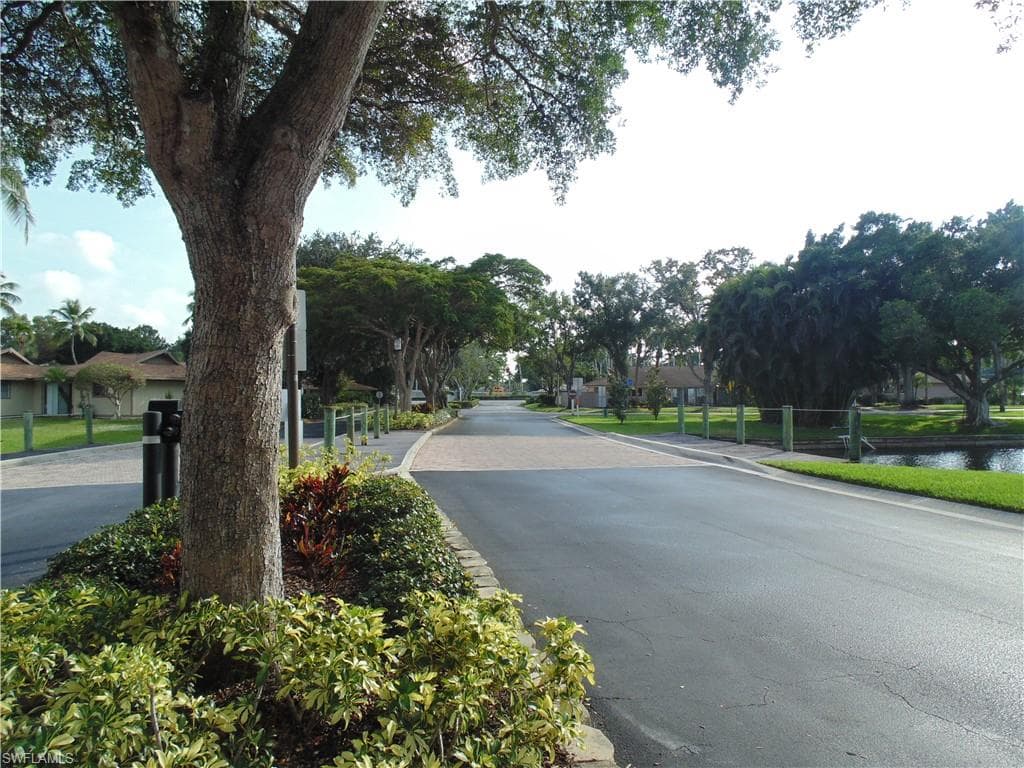 4289 Island CIR 3C-3