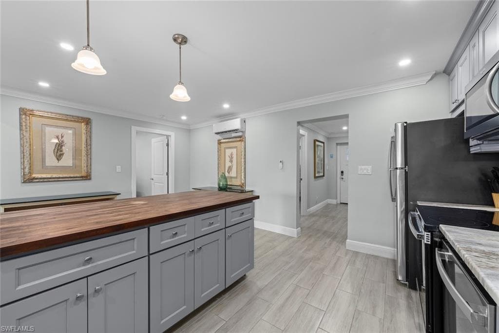 805 San Carlos DR-52