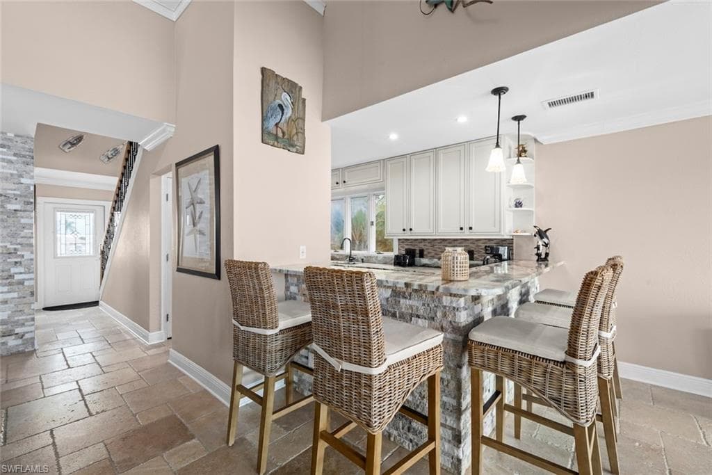 805 San Carlos DR-17