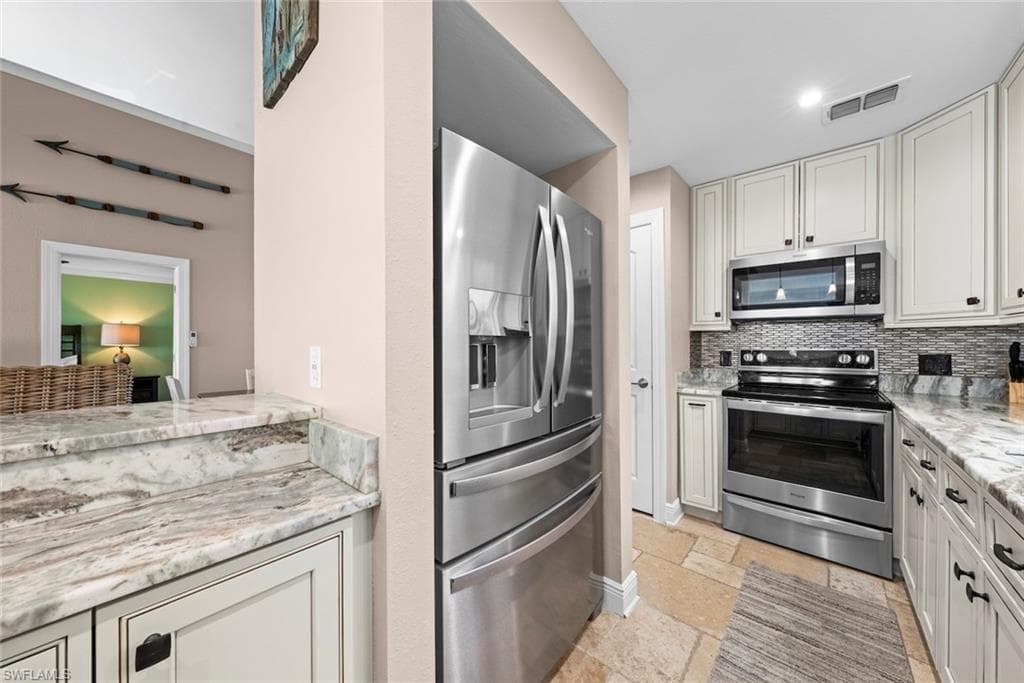 805 San Carlos DR-24