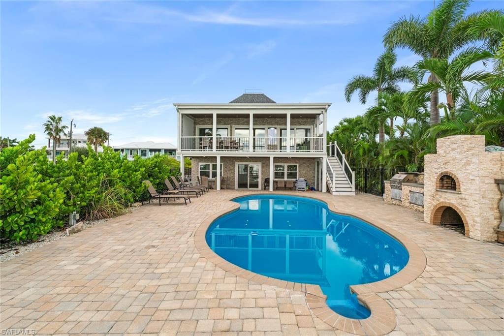 805 San Carlos DR-69