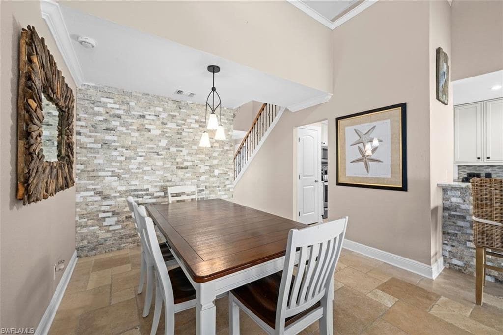 805 San Carlos DR-15