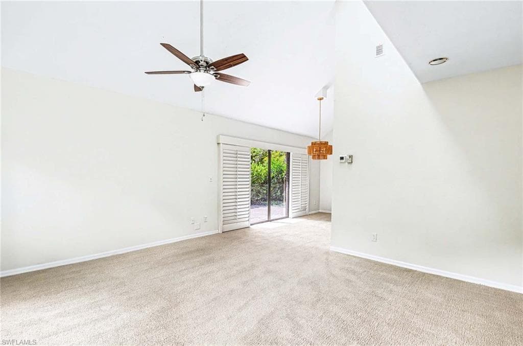 1325 Solana RD K3-32