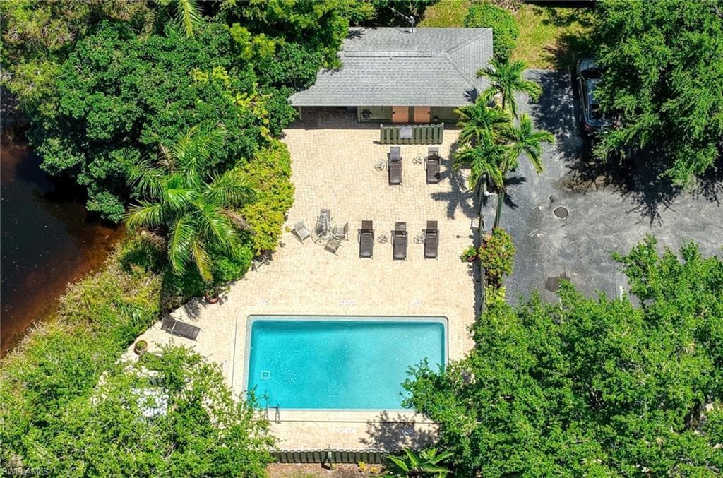 1325 Solana RD K3-19