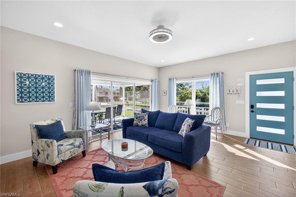167 Mandalay RD-9