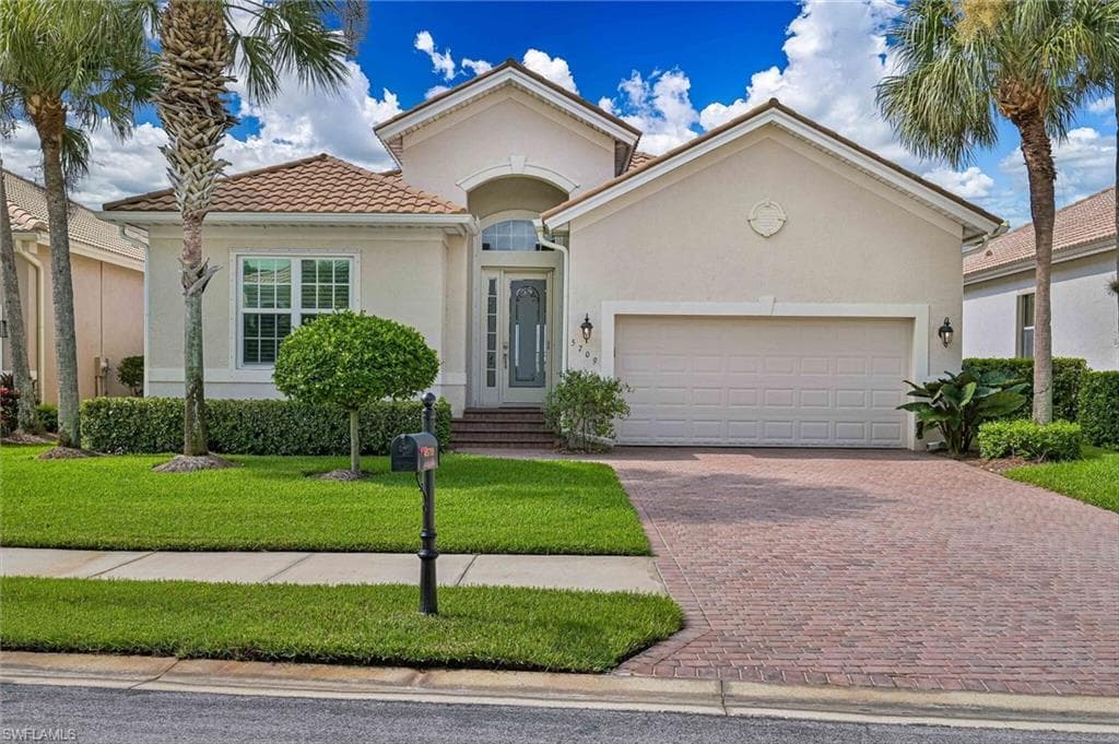 5709 Calmar Breeze LN-1
