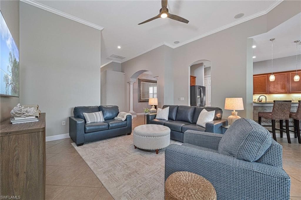 5709 Calmar Breeze LN-10