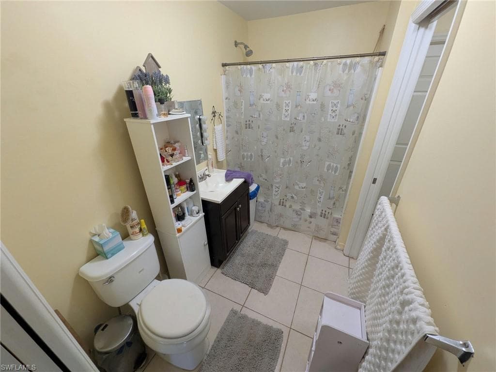 20503 Fern CIR-12