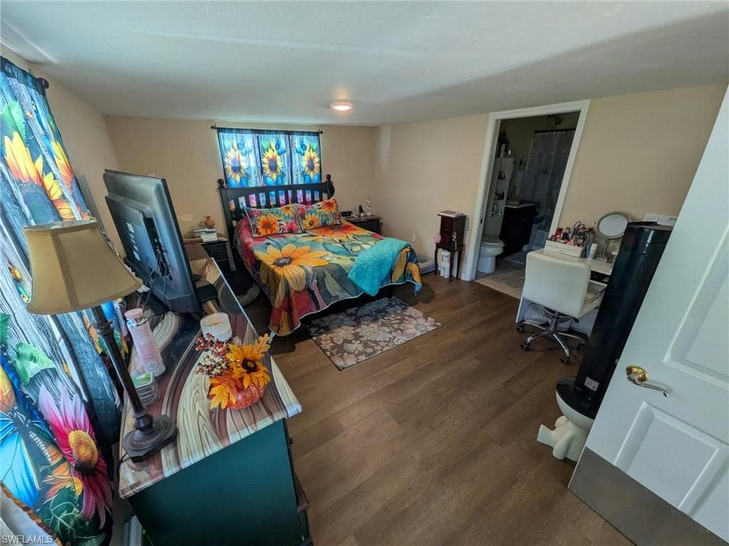 20503 Fern CIR-11