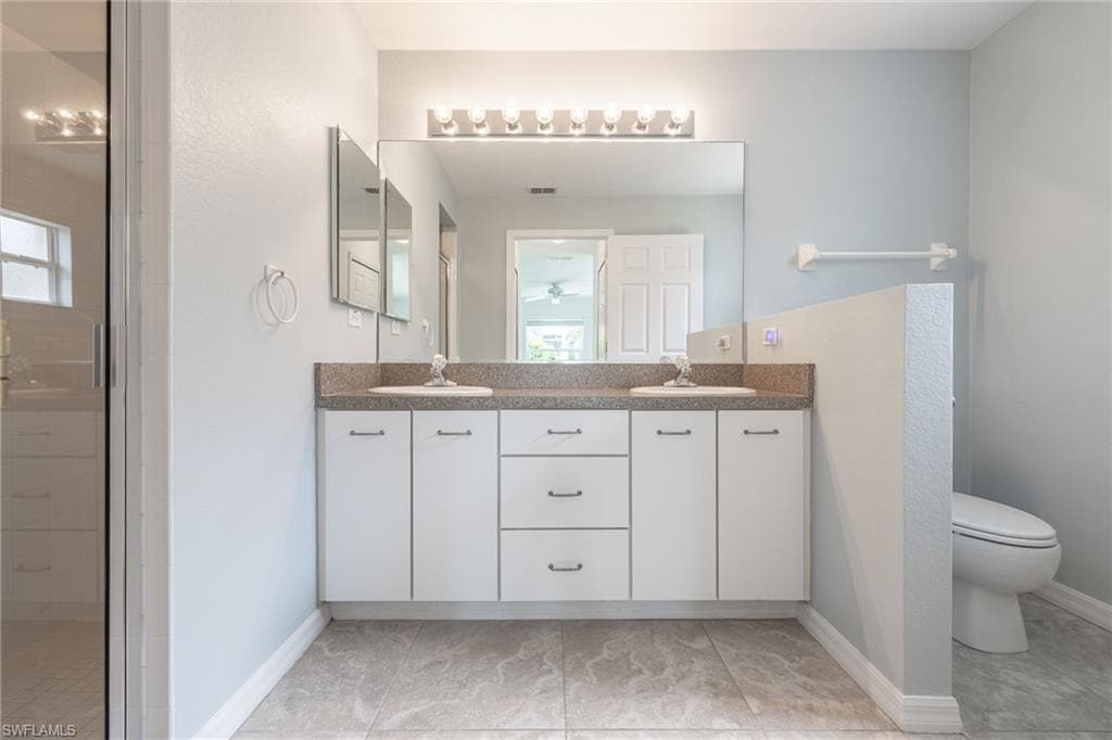 24419 Buckingham WAY-20