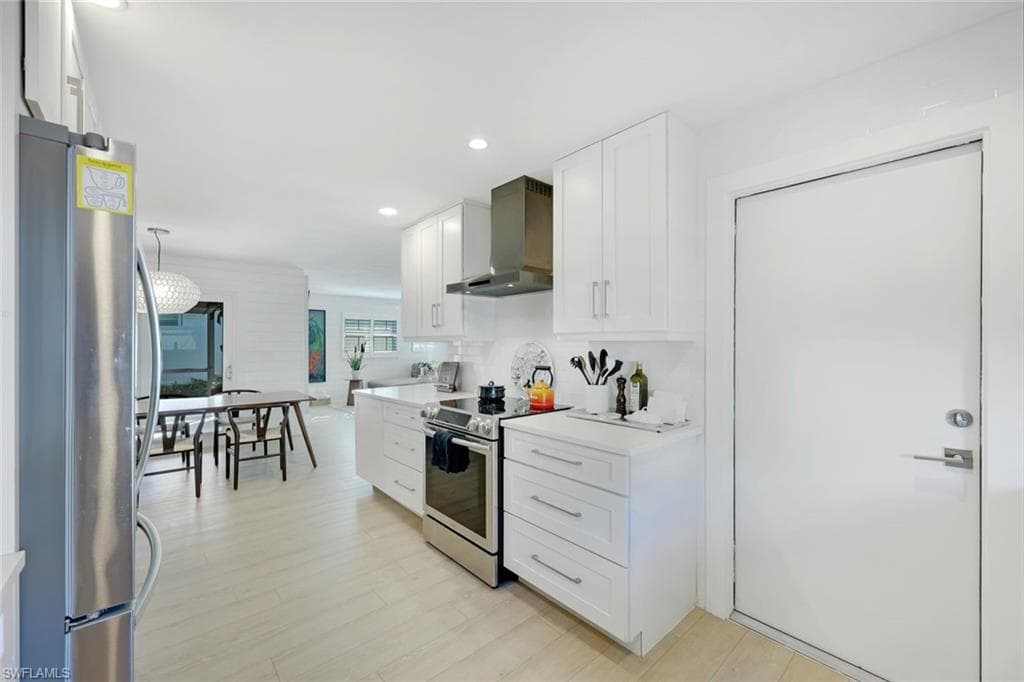 537 104th AVE N-10