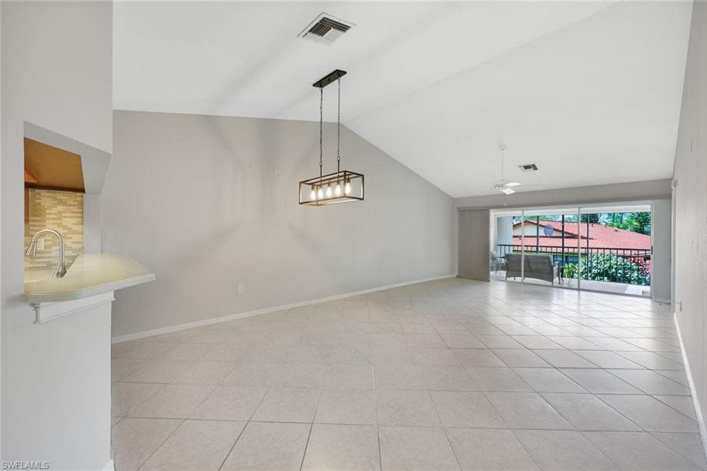 4261 Shetland CT A205-6