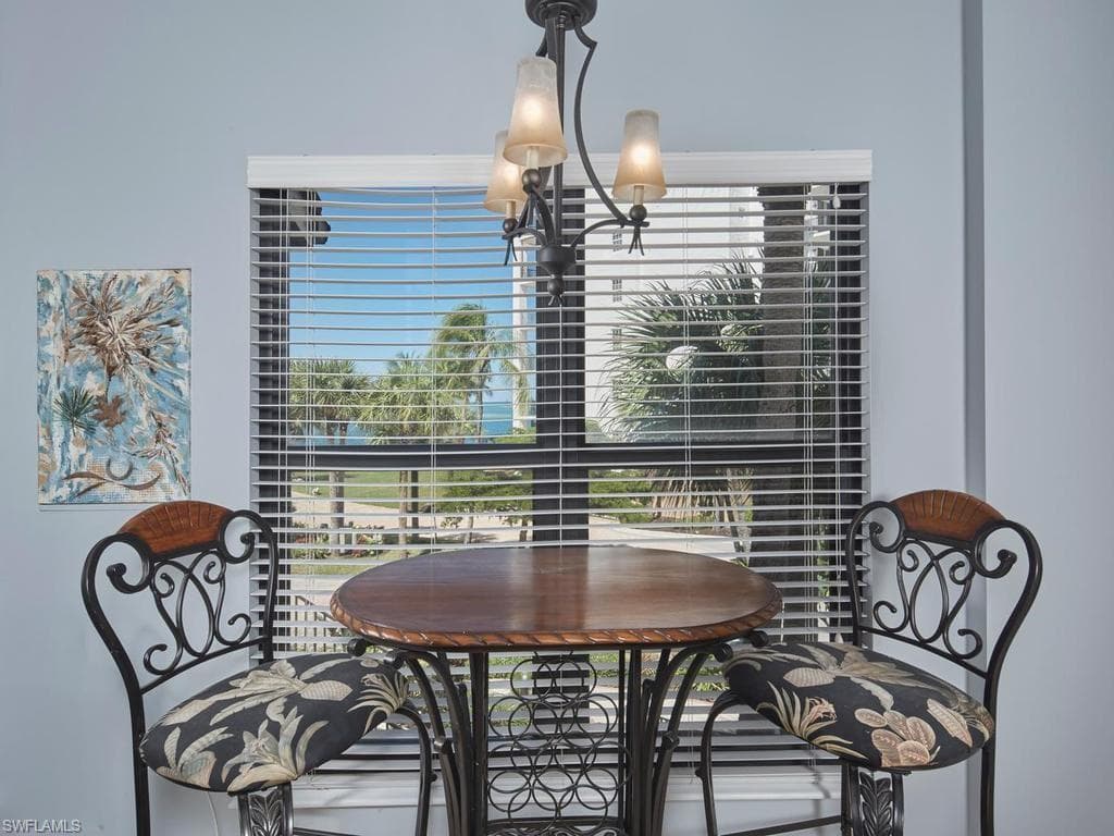 502 La Peninsula BLVD 502-15